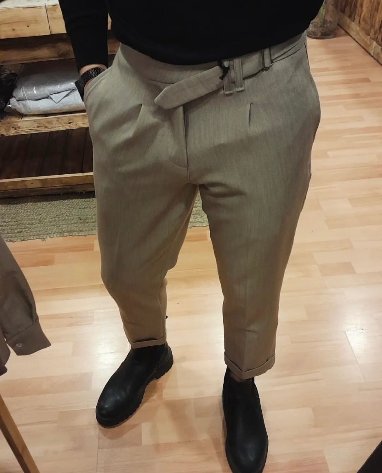 Pantalone Capri con fibia